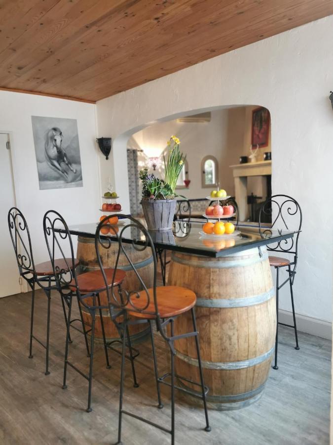 L'Auberge Camarguaise Сент-Марі-де-ла-Мер Екстер'єр фото