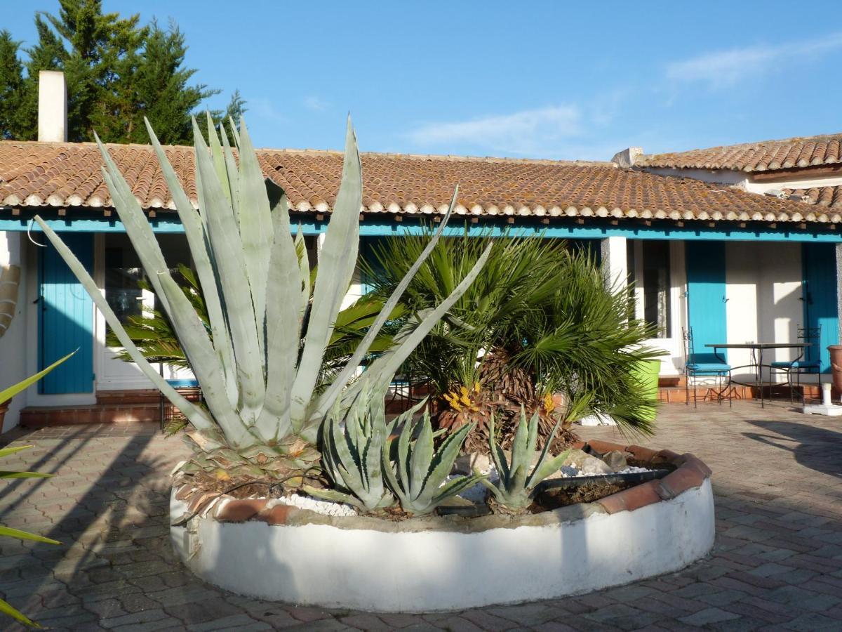 L'Auberge Camarguaise Сент-Марі-де-ла-Мер Екстер'єр фото