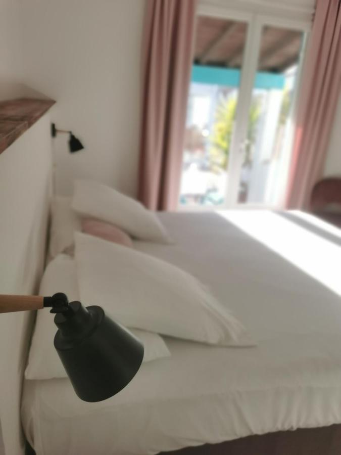 L'Auberge Camarguaise Сент-Марі-де-ла-Мер Екстер'єр фото