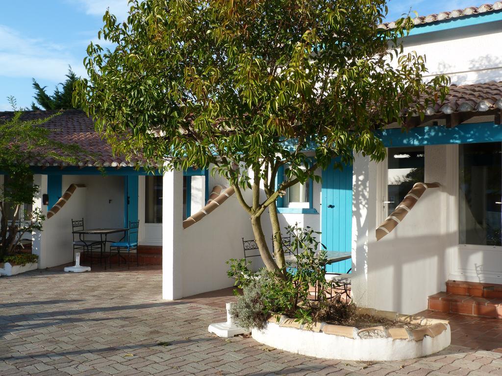 L'Auberge Camarguaise Сент-Марі-де-ла-Мер Екстер'єр фото